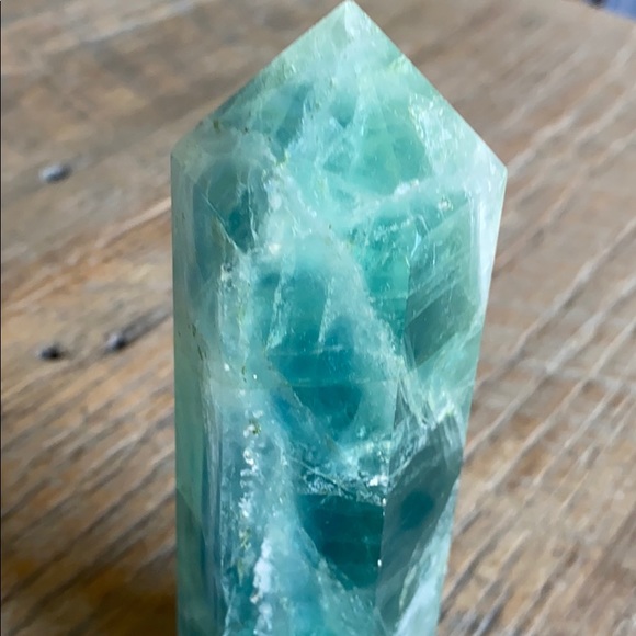 Fluorite - Picture 6 of 7